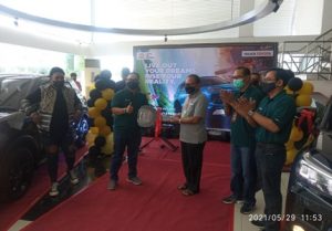 All New Toyota Raize Hadir di Kota Kupang – NTT, Adrianus Ceme Langsung Bayar Cash